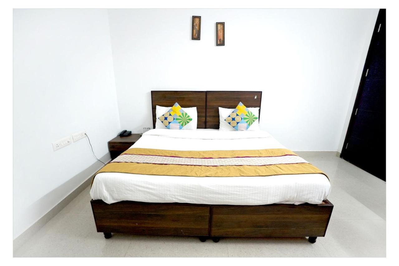 Gupta Residency Near Ajnara Heritage Noida Eksteriør billede